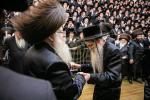 פולע גאלערי: הכנסת ספר תורה לביהמ"ד צאנז קלויזענבורג בוויליאמסבורג