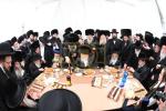 אריבער 10 טויזענט אידן זענען זיך משתתף ביים מעמד החופה אין גור