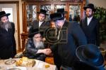 כ"ק מרן אדמו"ר מסאטמאר שליט"א באזוכט די בוי-אַרבעט פון נייעם גיגאַנטישן "בית רחל - בנין גאָלדבערגער" אין קרית יואל 