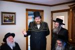 כ"ק מרן אדמו"ר מסאטמאר שליט"א באזוכט די בוי-אַרבעט פון נייעם גיגאַנטישן "בית רחל - בנין גאָלדבערגער" אין קרית יואל 