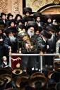 פולע גאלערי: מעמד הכנסת ספר תורה דורך קהילת וויזניץ אין בני ברק 