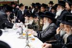 כ"ק אדמו"ר מבאבוב שליט"א ביים סעודת הילולא פון האדמו"ר הראשון מבאבוב זי"ע 