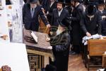 יארצייט פון הרה"ק  מבאבוב זצ"ל ביי בנו כ"ק אדמו"ר מבאבוב שליט"א 