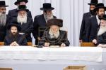 יארצייט פון הרה"ק  מבאבוב זצ"ל ביי בנו כ"ק אדמו"ר מבאבוב שליט"א 