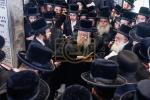 יארצייט פון הרה"ק  מבאבוב זצ"ל ביי בנו כ"ק אדמו"ר מבאבוב שליט"א 