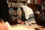 כ"ק אדמו"ר מסקולען שליט"א אויף אפרוה אין קרית יואל בילדער י. שטיין