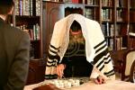 כ"ק אדמו"ר מסקולען שליט"א אויף אפרוה אין קרית יואל בילדער י. שטיין