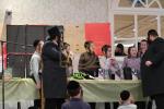 הערליכע קינדער פראגראם "תשעה באב נאכמיטאג" אין די "פרדס צבי זאלן" אין וומס"ב  