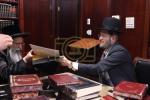 מסיבה בבית גאב"ד סאטמאר מאנסי שליט"א לטובת בנין בית אסתר ד'סאטמאר מאנסי