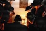 ריזן ציבור געפּראַוועט יומא דהילולא קדישא הרופא הקדוש הרה"ק רבי חיים דוד דאָקטער זי"ע במקום מנוחות קדשו אין פּיעטרוקוב פוילן