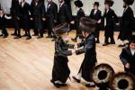 שמחת החתונה פון נכדת כ"ק אדמו"ר מספינקא שליט"א .  בן בנו הגדול הרה"צ אב"ד ספינקא שליט"א