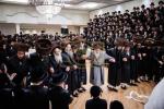שמחת החתונה פון נכדת כ"ק אדמו"ר מספינקא שליט"א .  בן בנו הגדול הרה"צ אב"ד ספינקא שליט"א