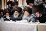 שמחת החתונה פון נכדת כ"ק אדמו"ר מספינקא שליט"א .  בן בנו הגדול הרה"צ אב"ד ספינקא שליט"א