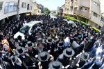 פולע גאלערי: מסע הלוי' פון הרבנית אשת הפני מנחם מגור ע"ה
