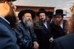 כ"ק אדמו"ר מבאבוב-45 שליט"א באזוכט ביים נייעם ביהמ"ד הגדול ההולך ונבנה..