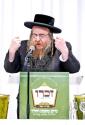 גרויסארטיגע סיום מסכת אין ראמען פון חבורת זכרו אין קרית יואל בראשות כ"ק אדמו"ר מסאטמאר שליט"א 