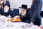 כ"ק אדמו"ר מסאטמאר שליט"א ביי תפילת שחרית ואמירת הלל  שלחנו הטהור לכבוד ר"ח נאך תפילת שחרית אין ישיבה גדולה שיעור ד'.