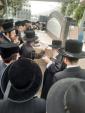 כ"ק גאב"ד מאקאווא שליט"א ביי ציונים הקדושים אין חוץ לארץ