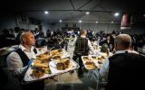 ערשטע בילדער פון רבי רבי ישעי'לעס יארצייט אין קערעסטירער זי"ע 