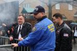 ענואל בריעד צוזאמען מיט NYPD, FDNY, DSNY ביי שריפת חמץ ערב פסח