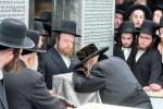 יארצייט פון כ"ק אדמו"ר בעל ברך משה מסאטמאר זצ"ל ביי בנו מ"מ כ"ק אדמו"ר מסאטמאר שליט"א 