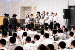 כ"ק אדמו"ר מסאטמאר שליט"א באזוכט אין תלמוד תורה אין קרית יטב לב 