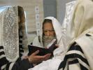ברית פאר א אייניקל פון גאב"ד צאנז זוועהיל ביי זיין איידעם הרה"צ ר' יעקב ווידער בן גאב"ד לינז שליט"א,  מוהל כ"ק אדמו"ר מסערדעהאלי שליט"א 