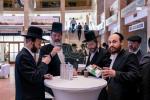 די נסיעה קיין קערעסטיר מיט ללכת