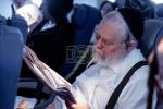 די נסיעה קיין קערעסטיר מיט ללכת