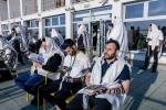 די נסיעה קיין קערעסטיר מיט ללכת