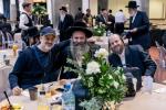 די נסיעה קיין קערעסטיר מיט ללכת