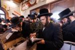 פולע גאלערי פונעם גרויסארטיגן יומא דהילולא ג' אייר אין קערעסטיר