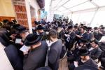 פולע גאלערי פונעם גרויסארטיגן יומא דהילולא ג' אייר אין קערעסטיר