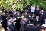 פולע גאלערי פונעם גרויסארטיגן יומא דהילולא ג' אייר אין קערעסטיר