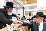 דינער און יארצייט סעודה בחצר הקודש בעלעד
