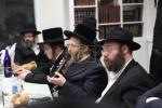 יארצייט סעודה פון הרה"ק ר' ישעי'לע קערעסטירער זי"ע ביי כ"ק אדמו"ר מזלאטשוב שליט"א אין פלעטבוש 