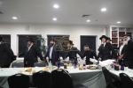 יארצייט סעודה פון הרה"ק ר' ישעי'לע קערעסטירער זי"ע ביי כ"ק אדמו"ר מזלאטשוב שליט"א אין פלעטבוש 
