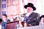  פולע גאלערי: עריכת שולחן הטהור ל"ג בעומר בחצר הקודש סאטמאר 