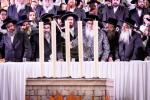  פולע גאלערי: עריכת שולחן הטהור ל"ג בעומר בחצר הקודש סאטמאר 