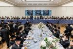 דיענר לטובת מוסדות באבוב מאנסי בראשות כ"ק אדמו"ר מבאבוב שליט"א 