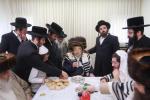 שמחת הברית פאר א אור אייניקל פון הרה"ק רבי יעקב מאיר שעכטער שליט"א 