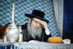 פולע גאלערי: הדלקה ביי הגה"צ ראש ישיבת סאטמאר בני ברק שליט"א 