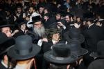 פולע גאלערי: הדלקה ביי הגה"צ ראש ישיבת סאטמאר בני ברק שליט"א 