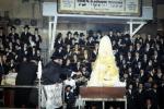 פולע גאלערי: הדלקה ביי הגה"צ ראש ישיבת סאטמאר בני ברק שליט"א 