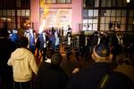 פולע אידן באטייליגן זיך ביים הדלקה לג בעומר אין מאסקעווע