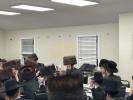 יארצייט אין ספינקא בראשות אב"ד ספינקא לעיקוואד בן אדמו"ר מ'ספינקא אין בית מדרש ספינקא לעיקוואוד