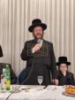 שמחת הבר מצווה פון אן אייניקל פון הרה"ג ר' פנחס פאדווא שליט"א גאב"ד קהילת שומרי הדת אין אנטווערפן, א זון ביי זיין איידעם הרה"צ ר' יואל מסקאוויטש שליט"א מציריך די זון פון האדמו"ר משאץ מאנטריאל שליט"א 