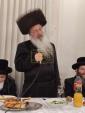 שמחת הבר מצווה פון אן אייניקל פון הרה"ג ר' פנחס פאדווא שליט"א גאב"ד קהילת שומרי הדת אין אנטווערפן, א זון ביי זיין איידעם הרה"צ ר' יואל מסקאוויטש שליט"א מציריך די זון פון האדמו"ר משאץ מאנטריאל שליט"א 