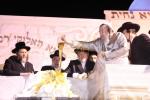 חלק ב' הדלקה בצל הרה"ק רבי יעקב מאיר שעכטער שליט"א 