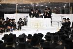 עריכת שולחן הטהור לג בעומר פון כ"ק אדמו"ר מבאיאן שליט"א